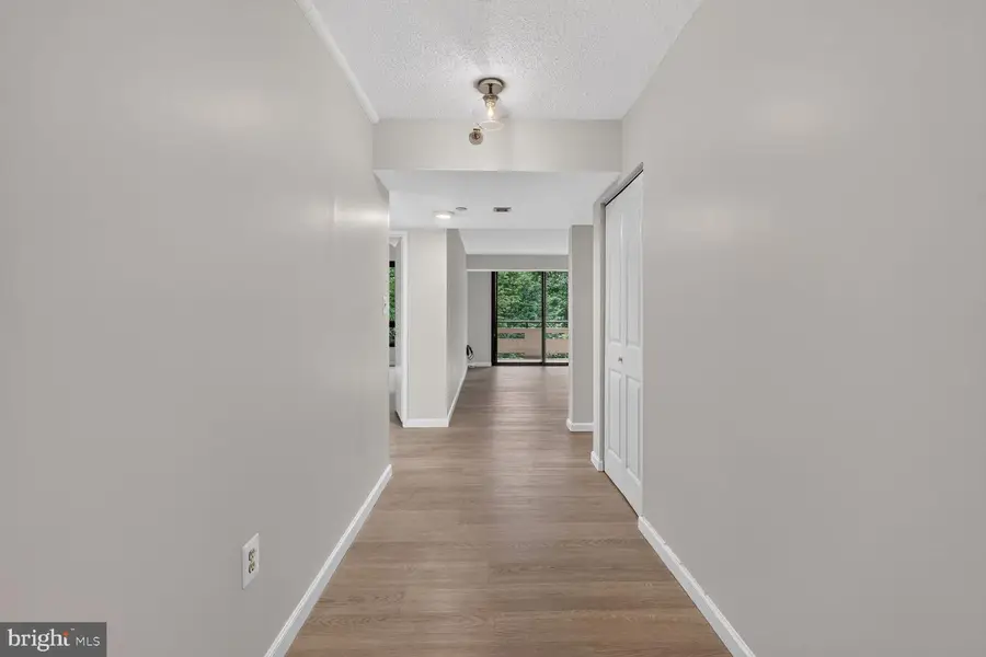 1808 Old Meadow Rd #601, McLean, VA 22102 - #3