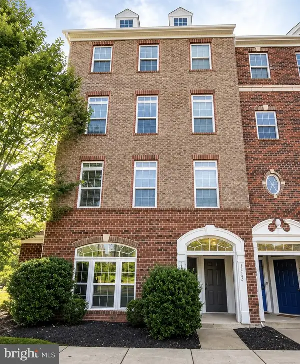 13752 Earhart Cir #10r, HERNDON, VA 20171
