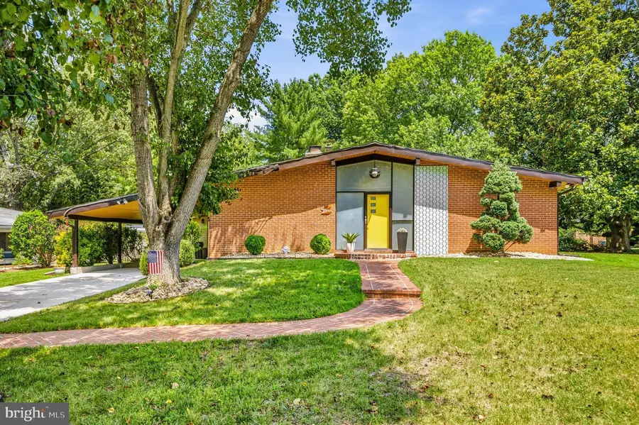 8801 Camden St, Alexandria, VA 22308 - #2