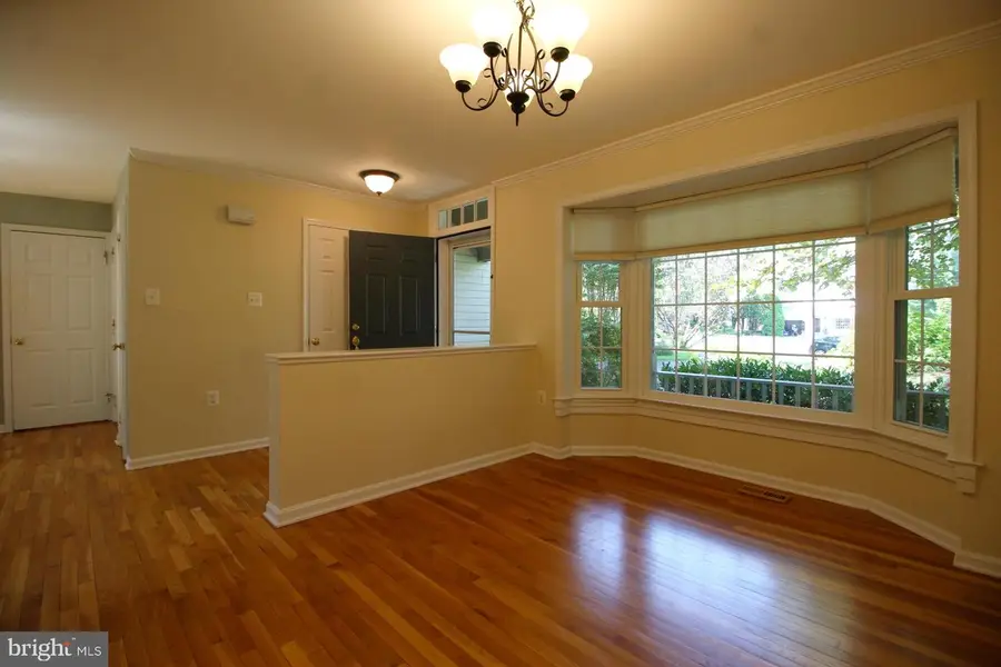 1649 Bennington Hollow Ln, Reston, VA 20194 - #2