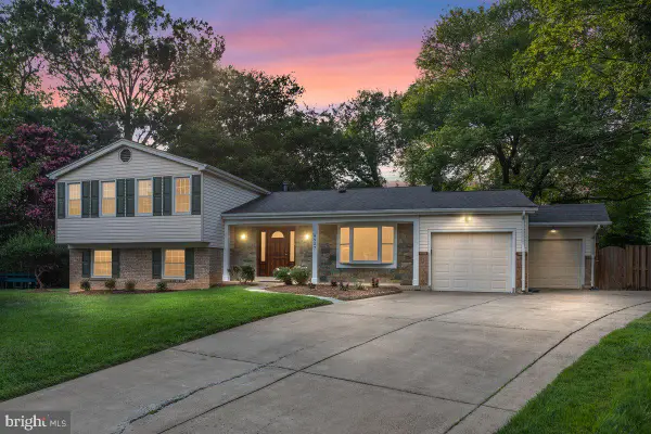 9927 Barnsbury Ct, FAIRFAX, VA 22031
