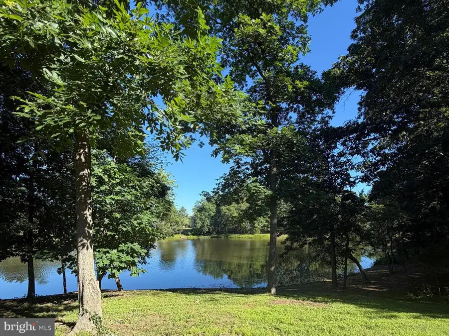 13486 Lake Shore Dr, Herndon, VA 20171 - #3