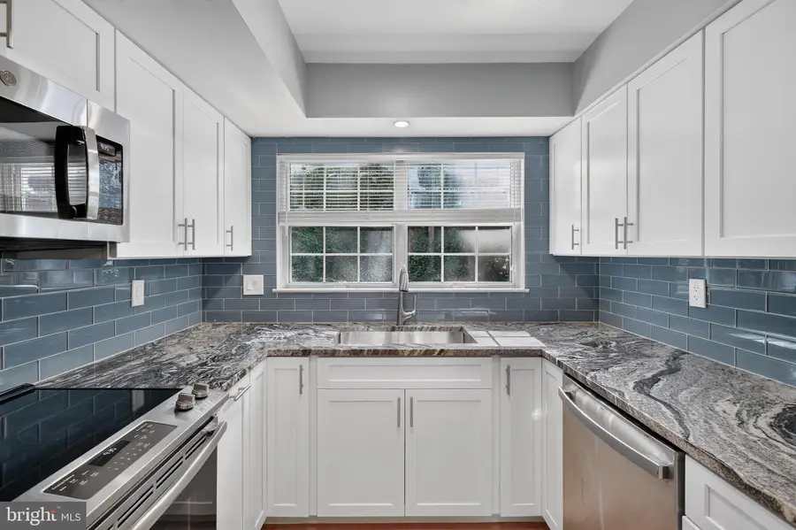 7742 New Providence Dr #108, Falls Church, VA 22042 - #3