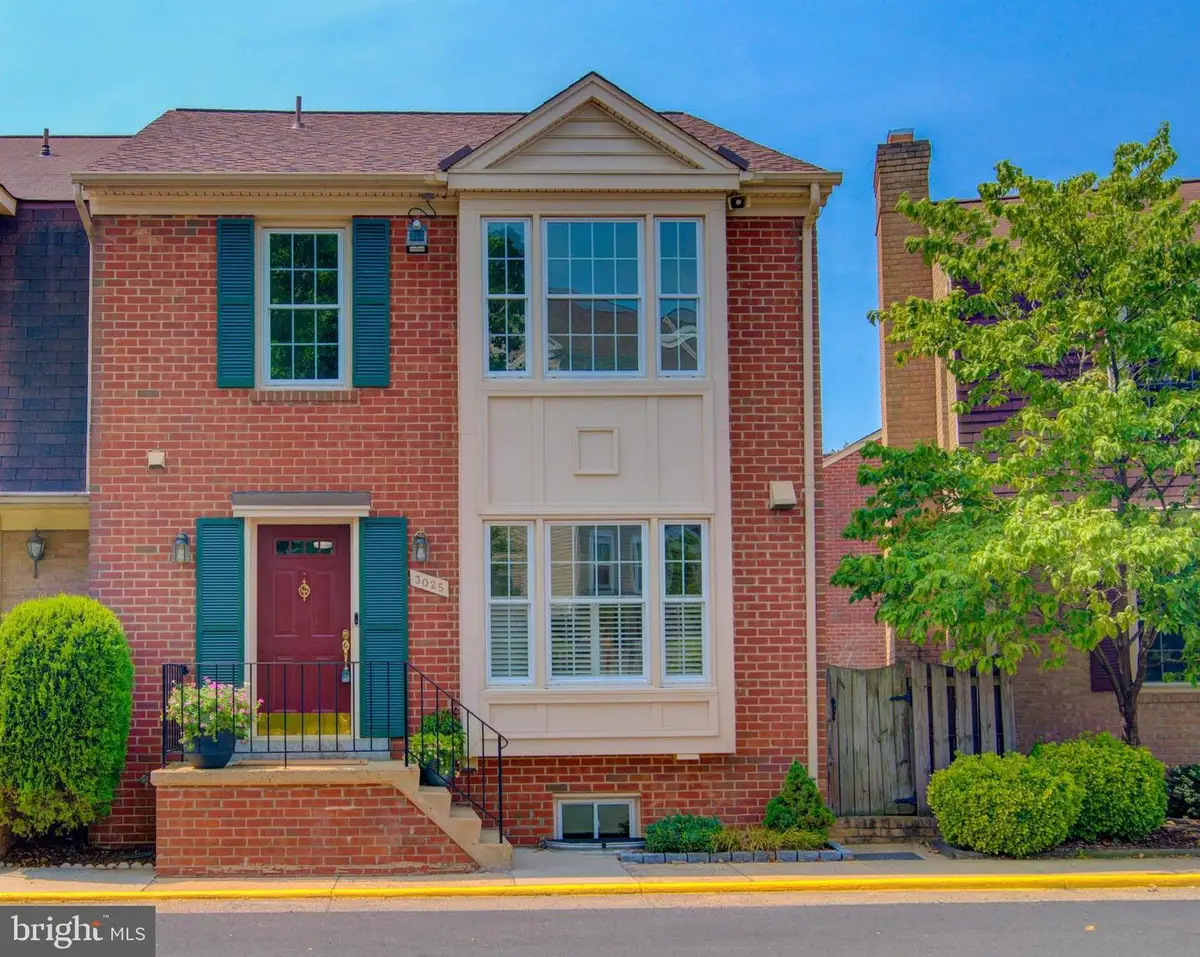 3025 Meeting St, Falls Church, VA 22044 - #1
