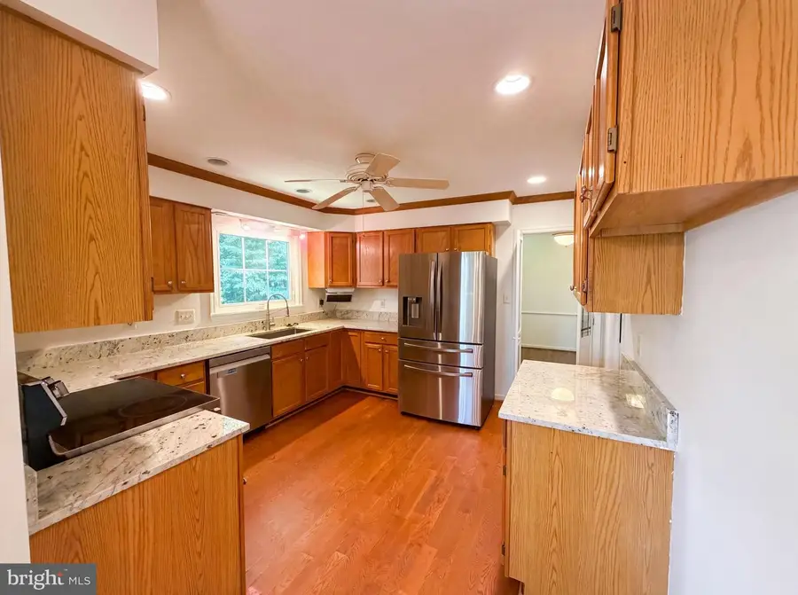 4819 Powell Rd, Fairfax, VA 22032 - #2