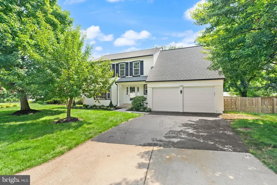 13458 Stream Valley Dr, Chantilly, VA 20151 - #2