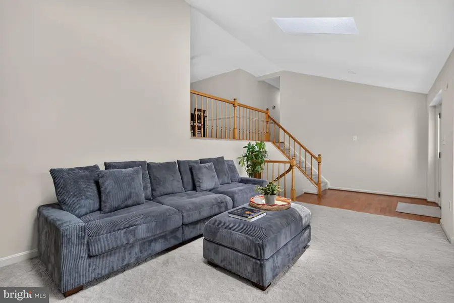 7801 Cherry Orchard Ct, Springfield, VA 22153 - #3