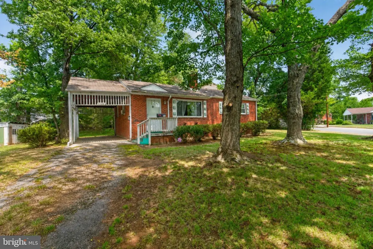 3122 Collie Ln, Falls Church, VA 22044 - #1