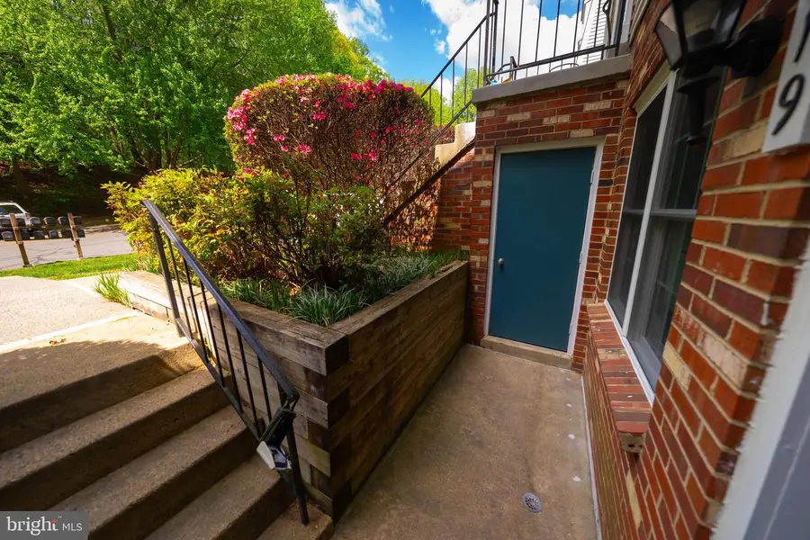 5919 First Landing Way #1483, Burke, VA 22015 - #2