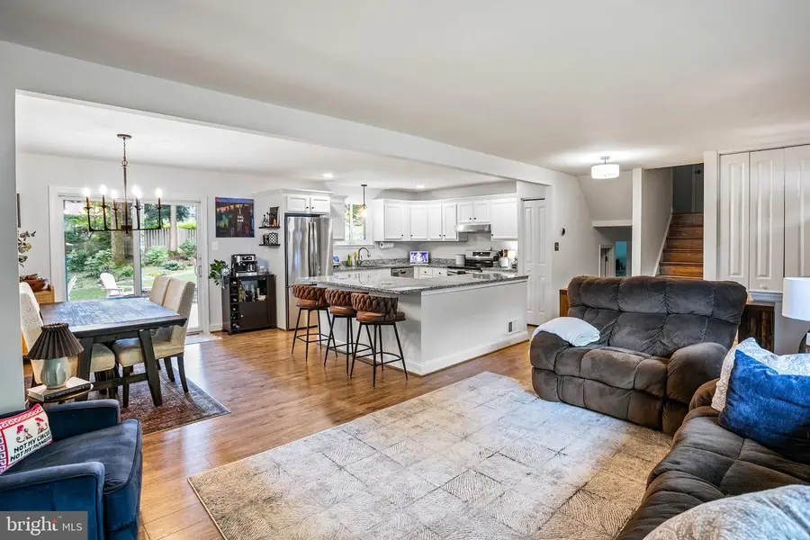 10197 Wavell Rd, Fairfax, VA 22032 - #3