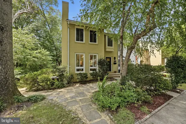 2050 Chadds Ford Dr, RESTON, VA 20191