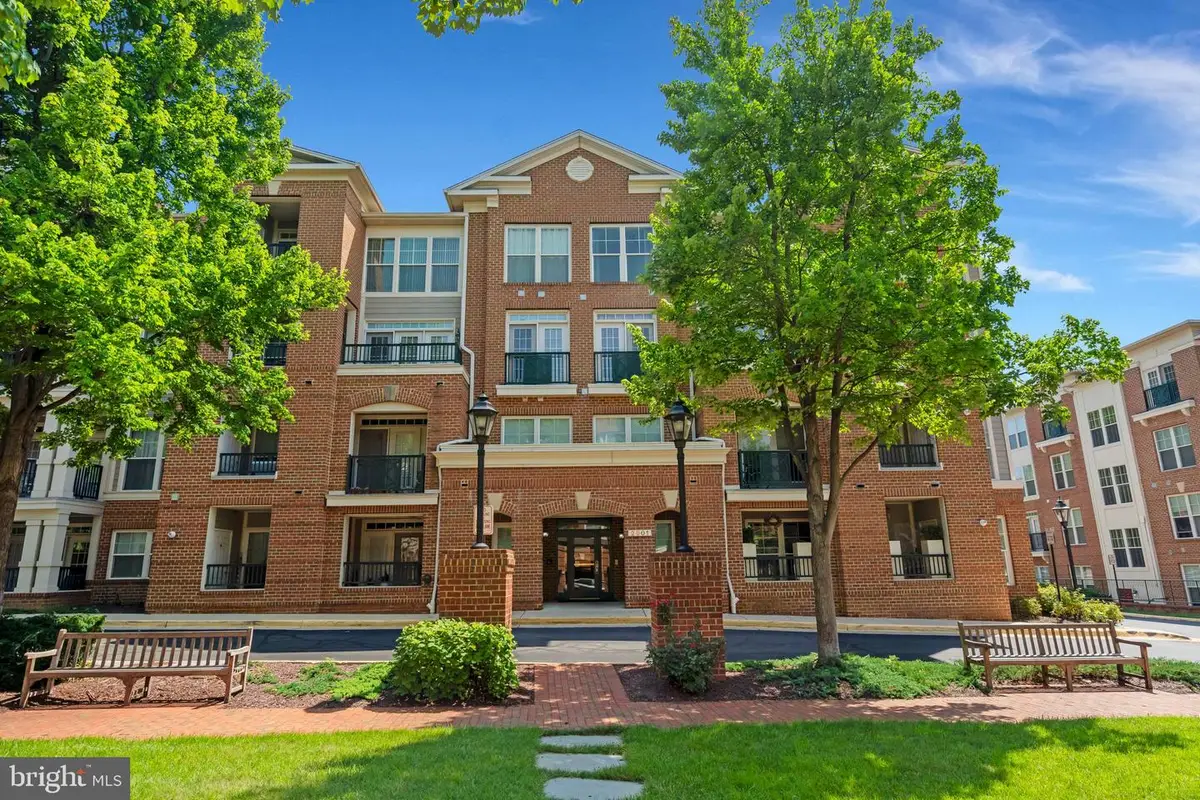 2901 Saintsbury Plz #404, Fairfax, VA 22031 - #1