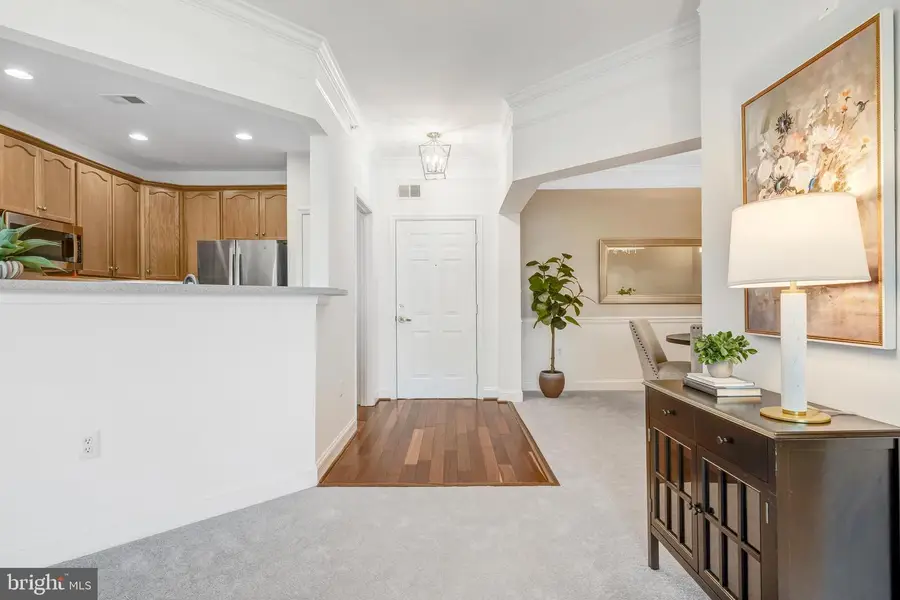 2901 Saintsbury Plz #404, Fairfax, VA 22031 - #3