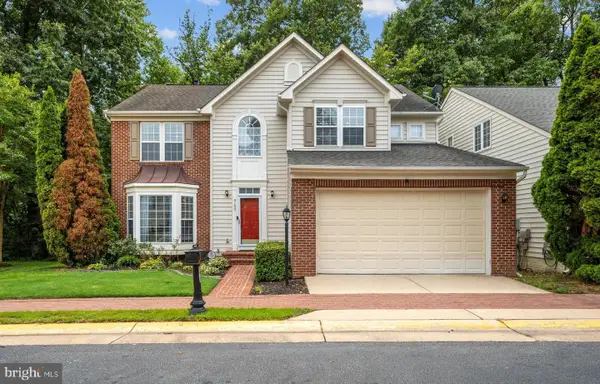 9150 Stonegarden Dr, LORTON, VA 22079