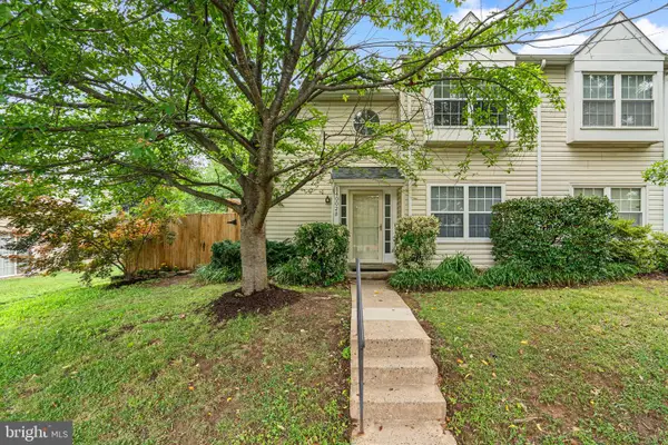 14002-b Grumble Jones Ct, CENTREVILLE, VA 20121