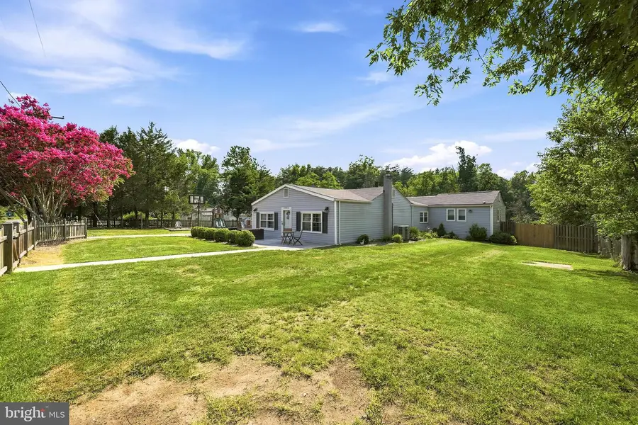 10512 Belmont Blvd, Lorton, VA 22079 - #3