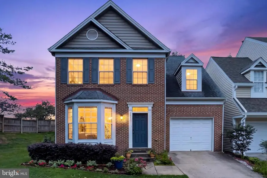 6029 Mcalester Way, Centreville, VA 20121 - #2