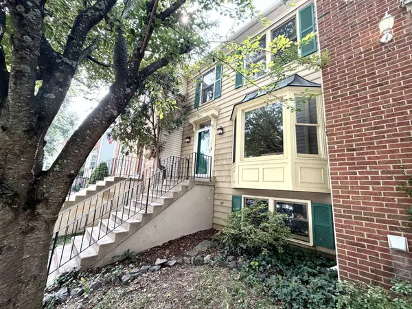 13847 Wakley Ct, CENTREVILLE, VA 20121