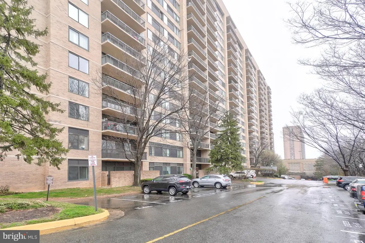 3713 S George Mason Dr #414 W, Falls Church, VA 22041 - #1