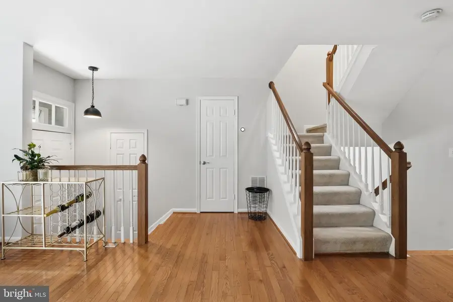 5855 Wye Oak Commons Ct, Burke, VA 22015 - #3