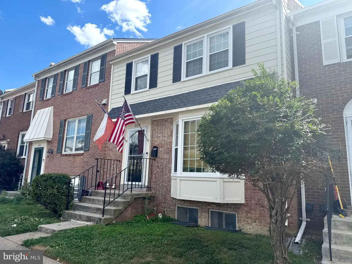 8074 Powderbrook Ln, Springfield, VA 22153 - #1