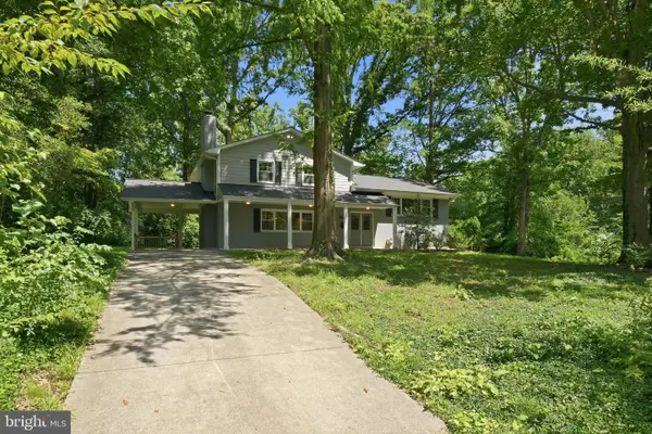 6814 Shrine Ct, ANNANDALE, VA 22003