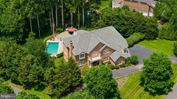 1108 Hobnail Ct, GREAT FALLS, VA 22066