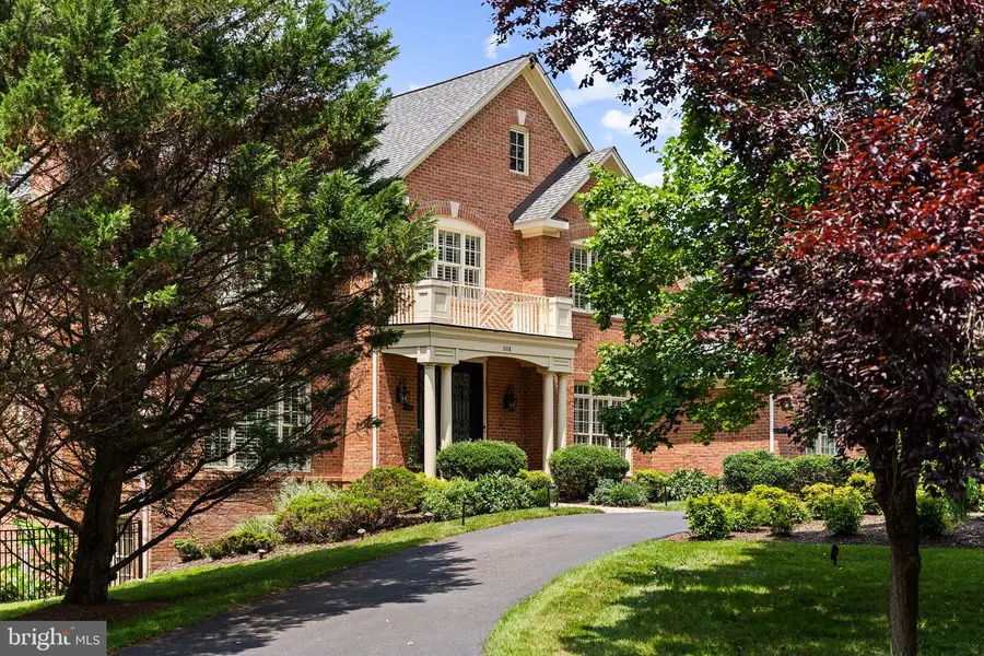 1108 Hobnail Ct, Great Falls, VA 22066 - #3