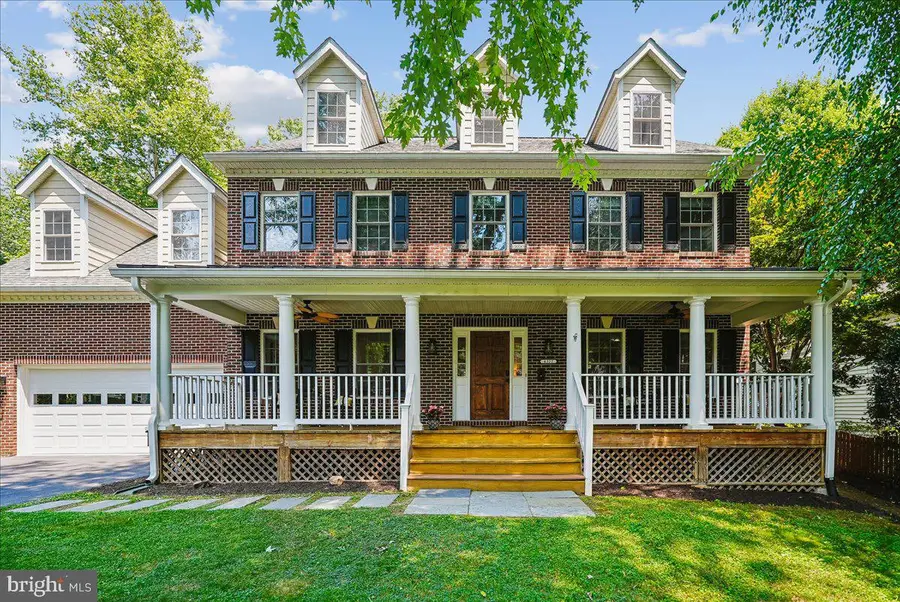6322 Halsey Rd, McLean, VA 22101 - #2