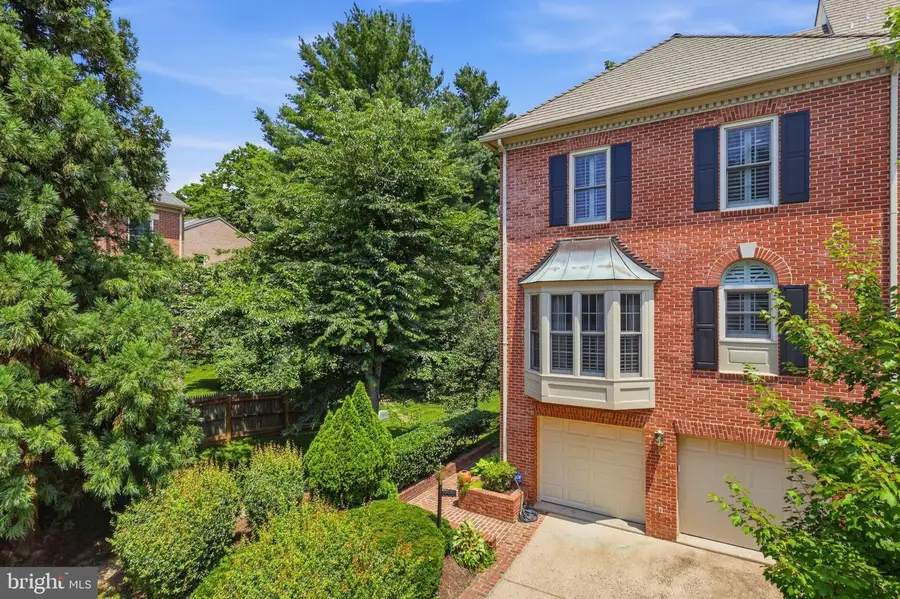6656 Hampton Park Ct, McLean, VA 22101 - #3