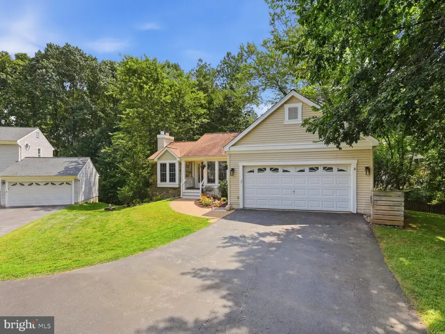 10799 Adare Dr, Fairfax, VA 22032 - #3