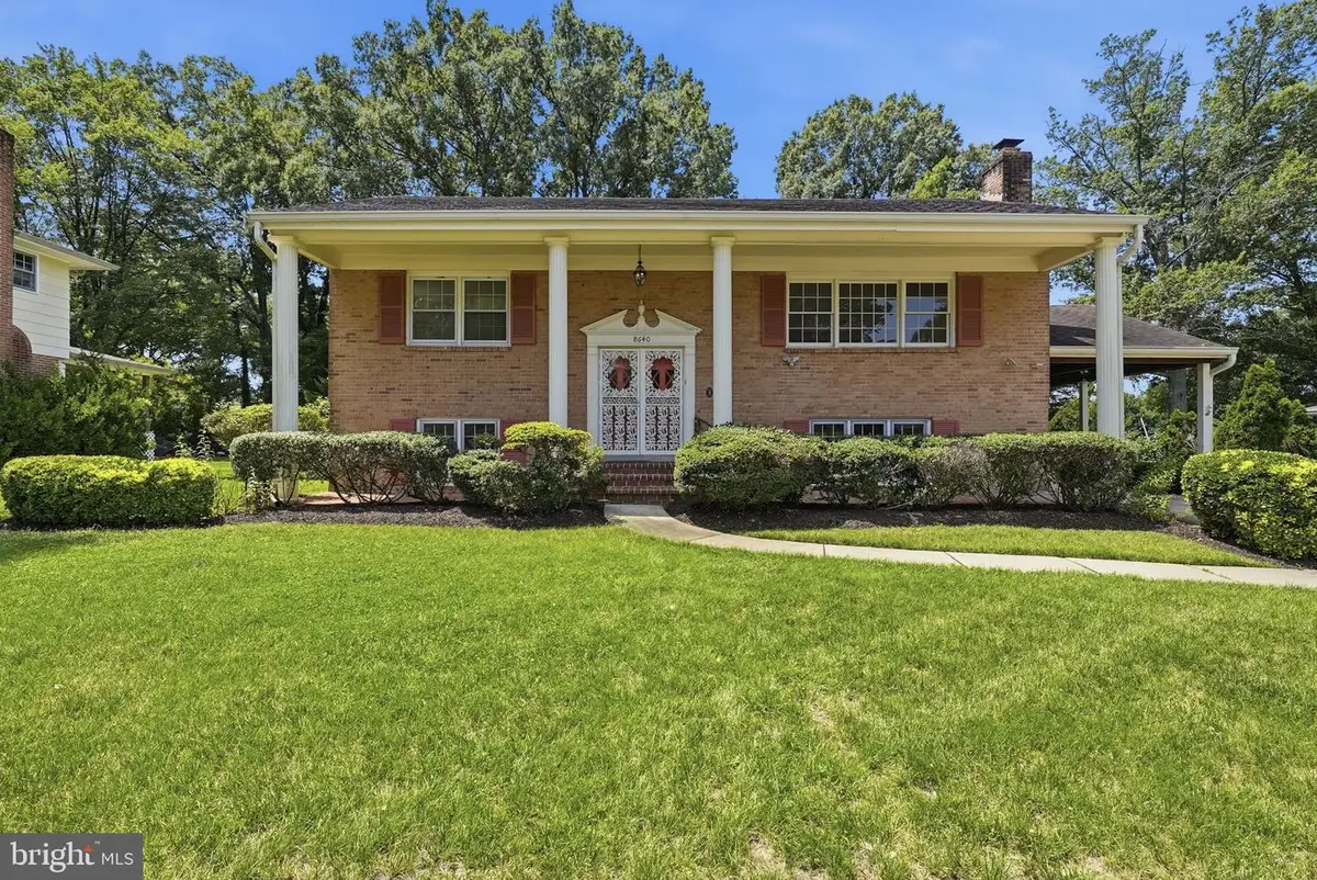 8640 Gateshead Rd, Alexandria, VA 22309 - #1