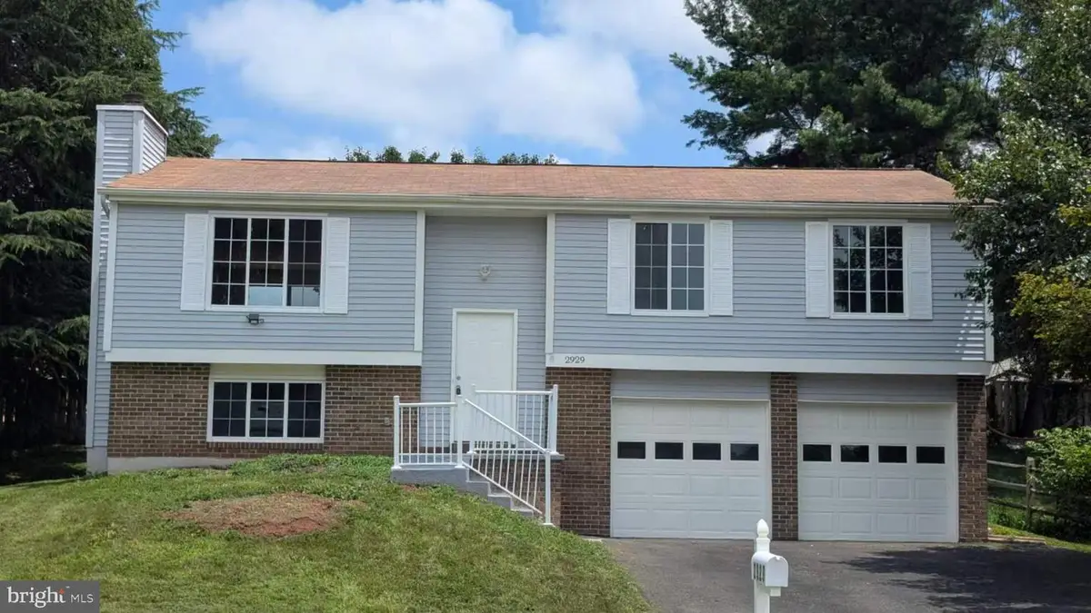 2929 Ashdown Forest Dr, Herndon, VA 20171 - #1