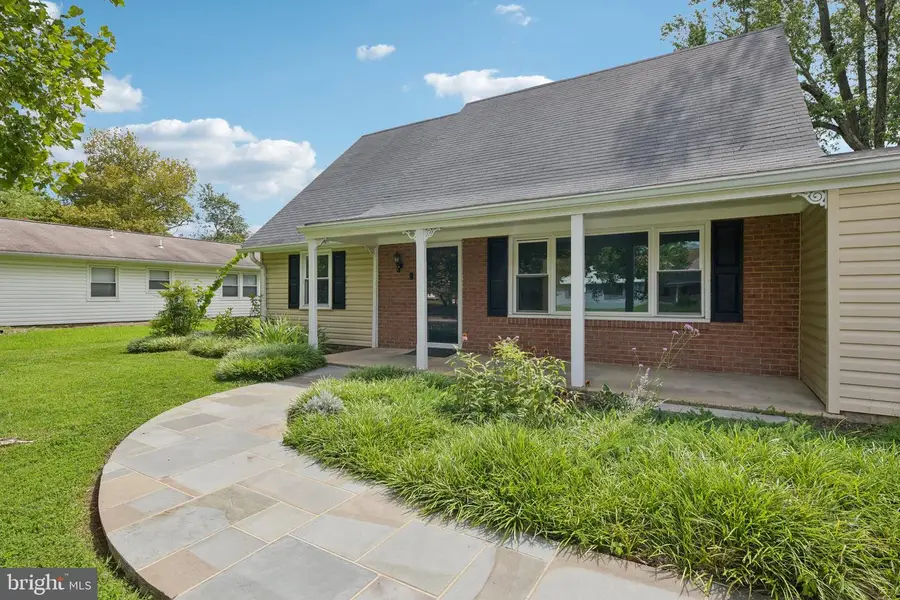 13151 Pavilion Ln, Fairfax, VA 22033 - #3