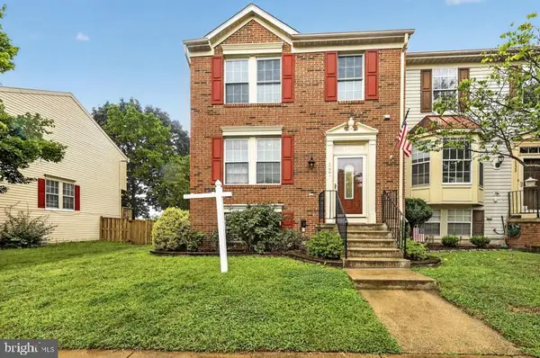 6221 Bella Dr, CENTREVILLE, VA 20121