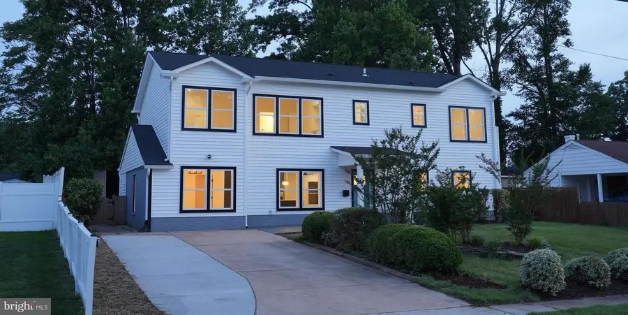 7304 Dickenson St, Springfield, VA 22150 - #2