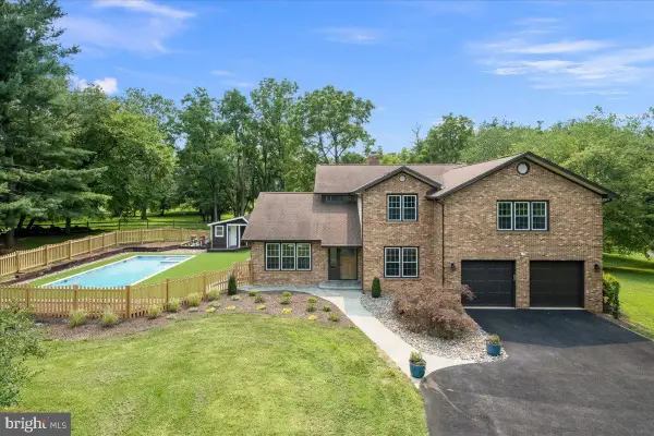 353 Gallop Wood Pl, GREAT FALLS, VA 22066