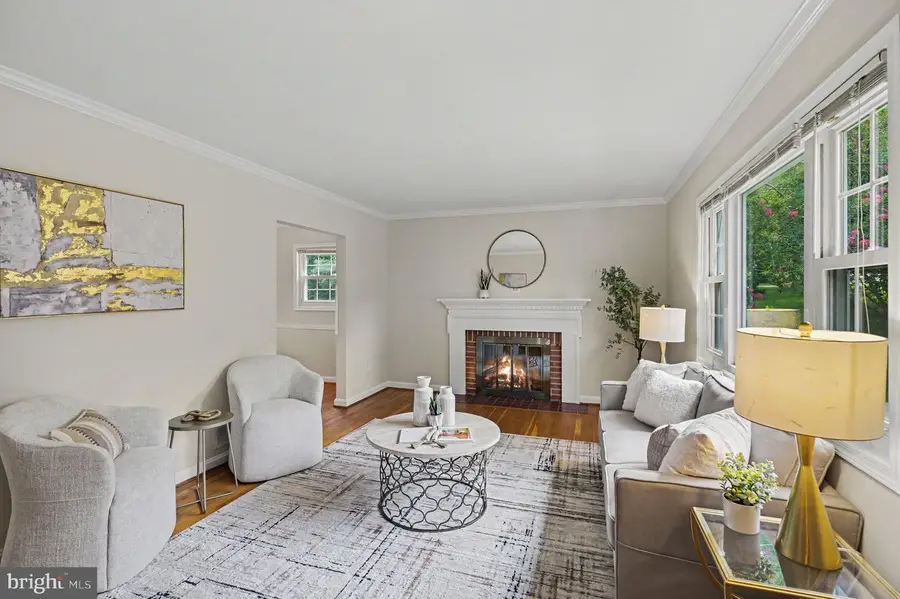 3058 Hazelton St, Falls Church, VA 22044 - #3
