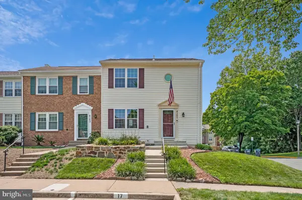 4151 Hamlin Ct, CHANTILLY, VA 20151