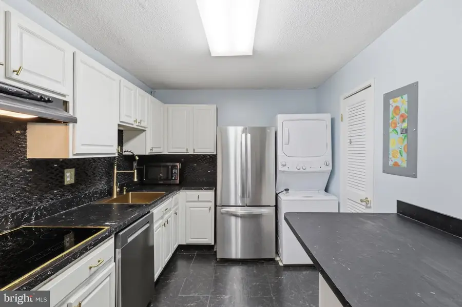 8340 Greensboro Dr #106, McLean, VA 22102 - #2