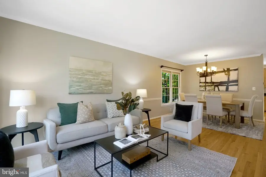5807 Clapham Rd, Alexandria, VA 22315 - #2