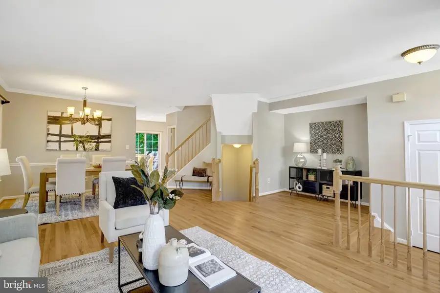 5807 Clapham Rd, Alexandria, VA 22315 - #3