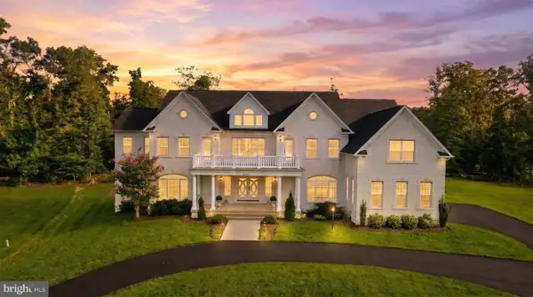 9683 Alexandra Nicole Dr, LORTON, VA 22079