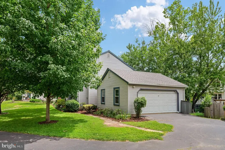 15209 General Stevens Ct, Chantilly, VA 20151 - #3