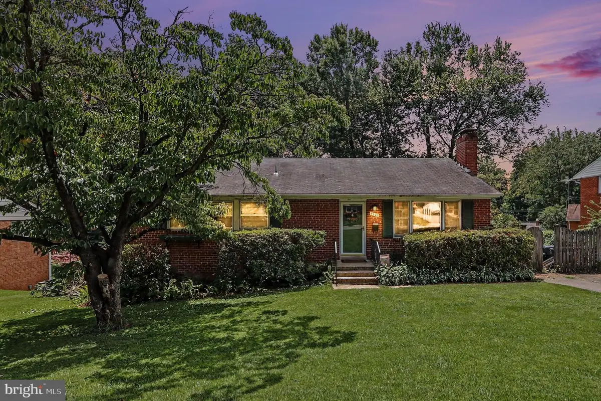 7907 Slidell Ln, Springfield, VA 22151 - #1