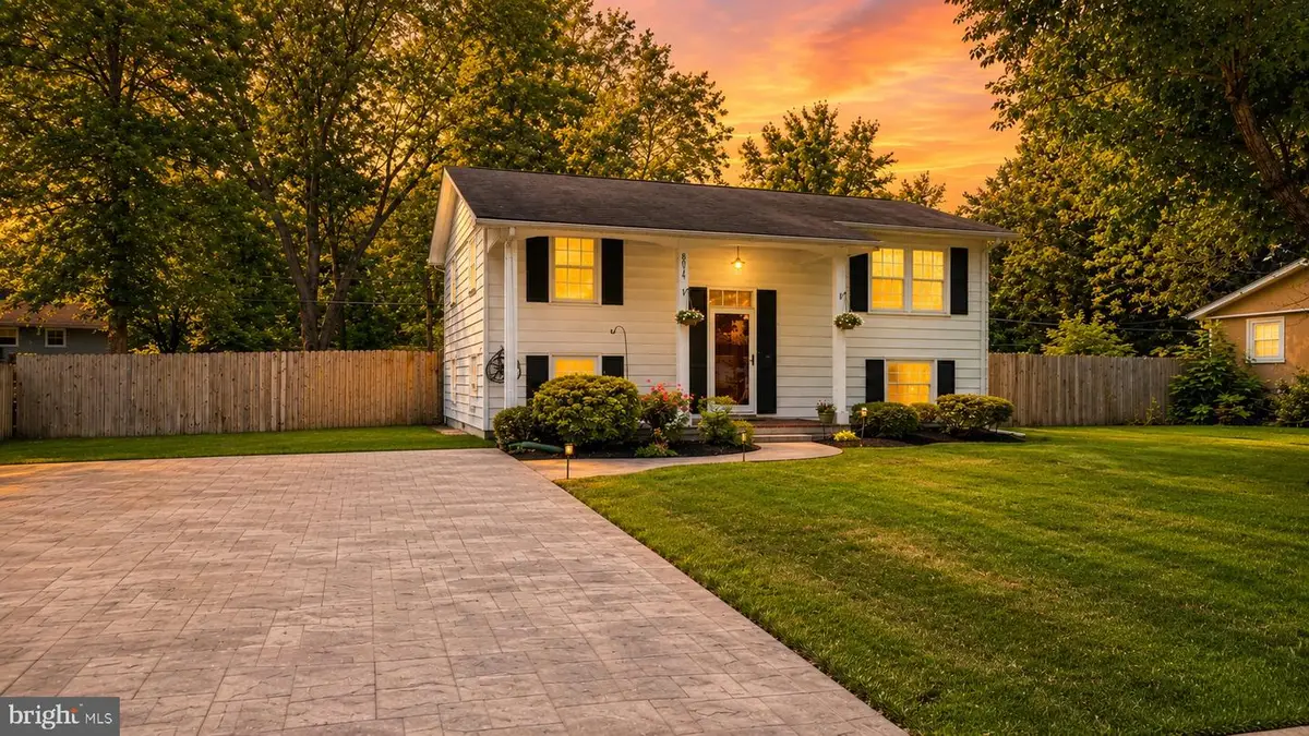 8014 Kidd St, Alexandria, VA 22309 - #1