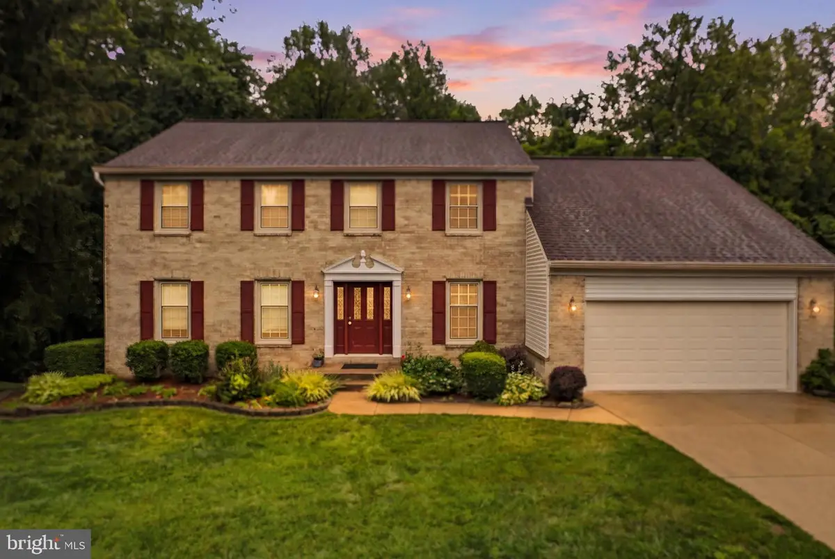 10159 Wavell Rd, Fairfax, VA 22032 - #1