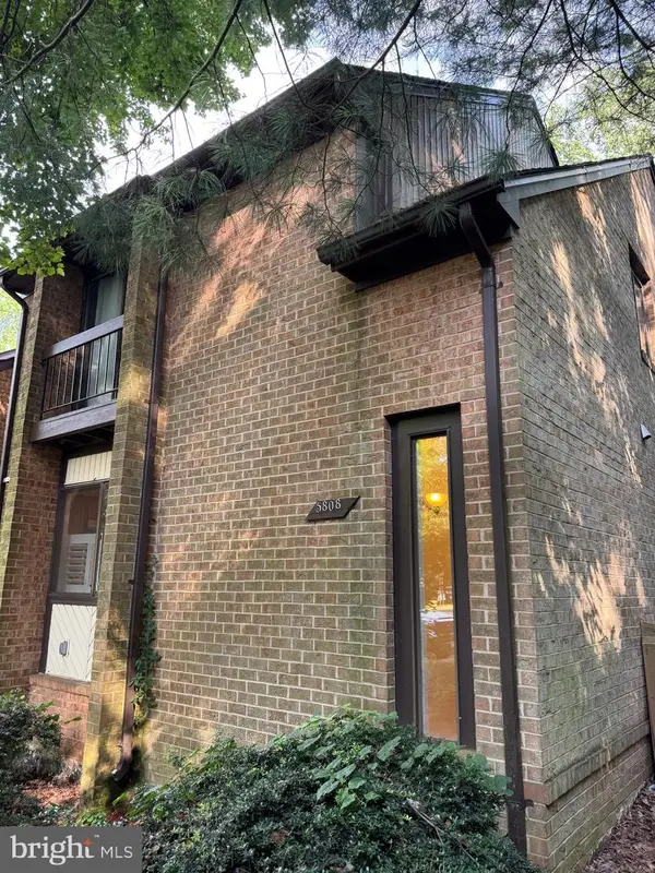5808 Jacksons Oak, BURKE, VA 22015