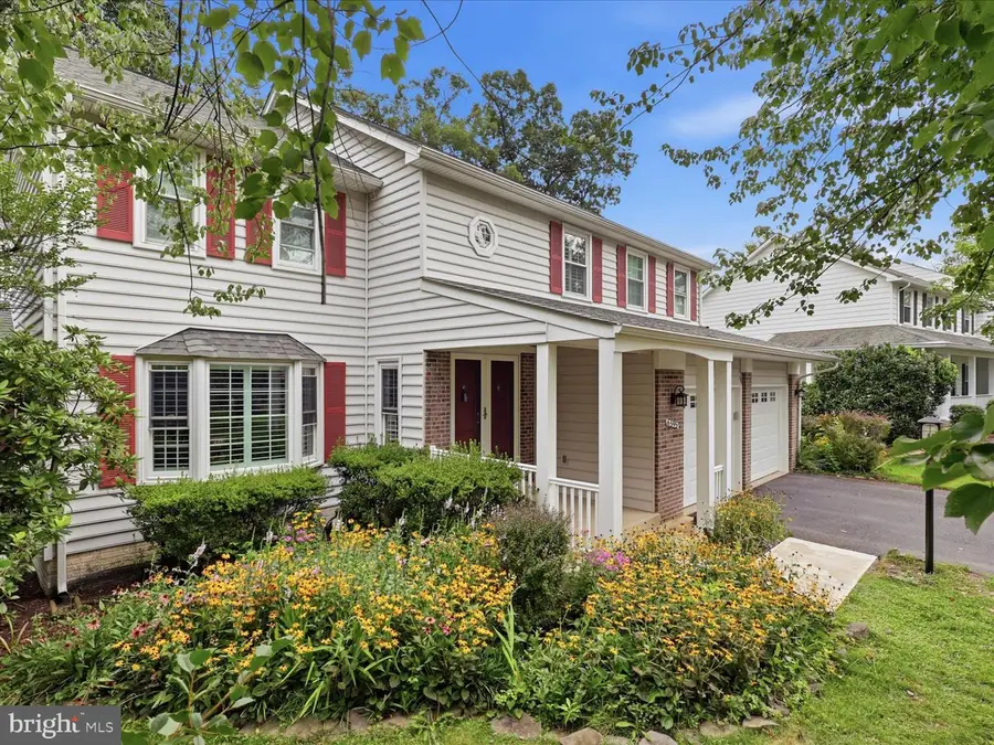 6595 Rockland Dr, Clifton, VA 20124 - #3