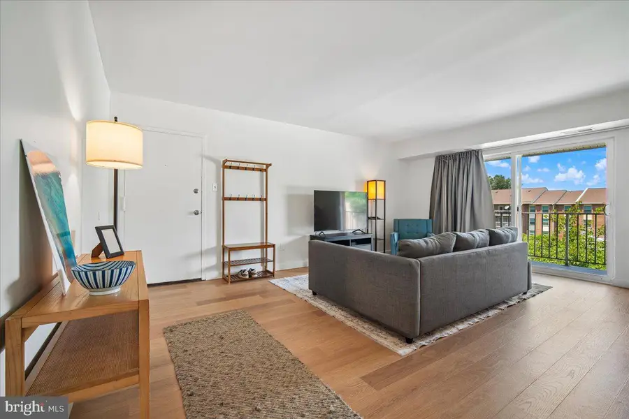 7990 Audubon Ave #c1, Alexandria, VA 22306 - #3